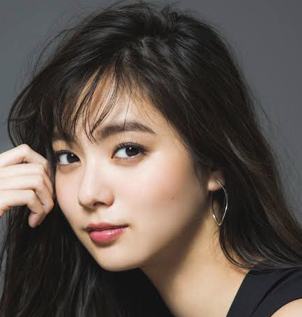 M1敗者復活戦司会の新川優愛