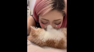 木村花の猫(からあげくん)は現在保護されて無事!硫化水素で巻き添えが心配!